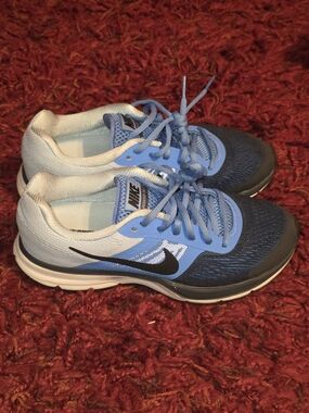 Nike Blue Gradient Running Shoes with Black Swoosh